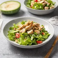 Receta de Ensalada Griega con Pollo Un Fest&iacute;n Mediterr&aacute;neo